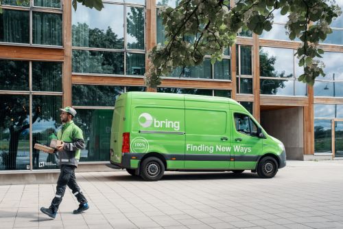 Bringbud leverer pakke